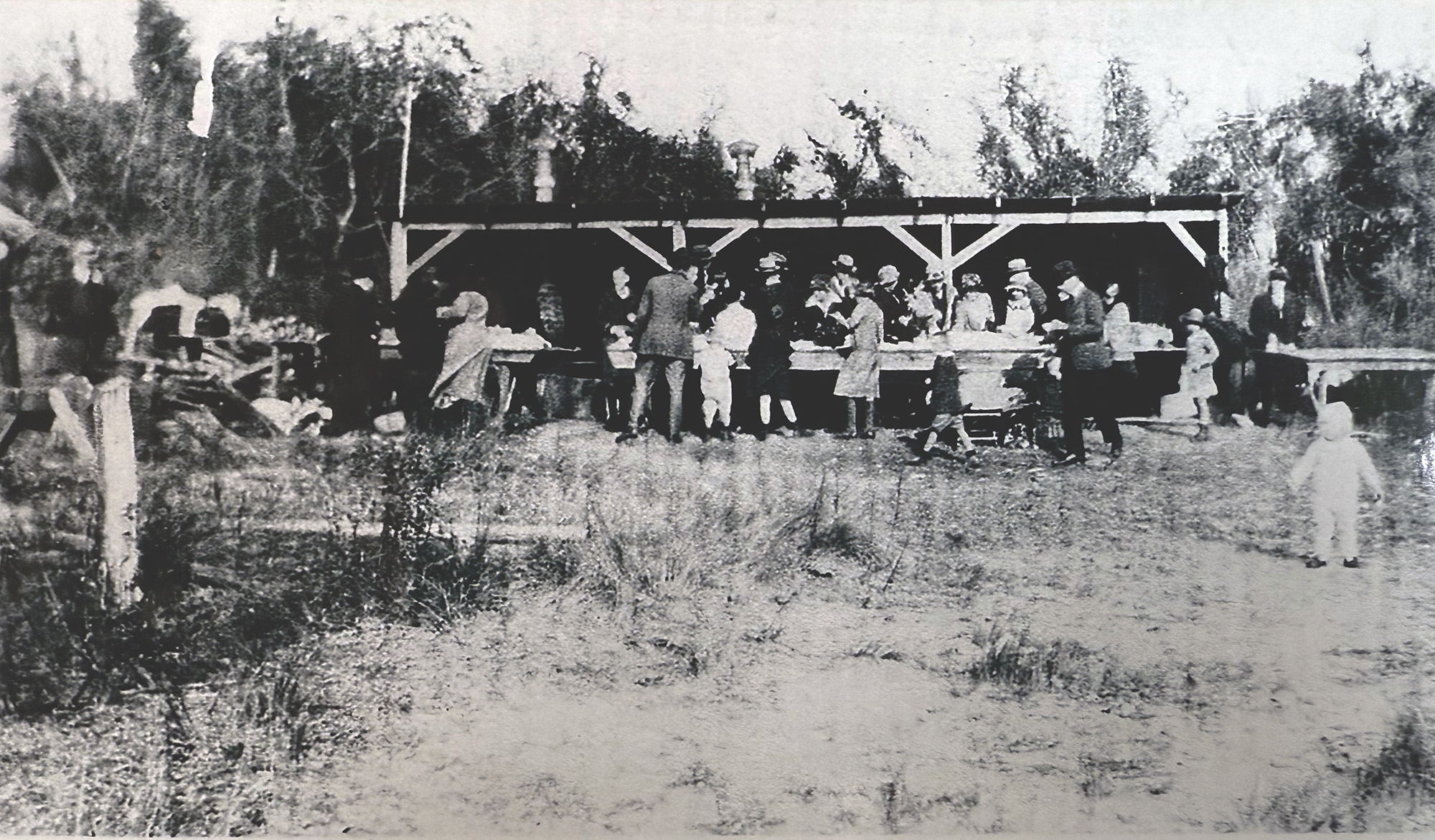 Historic oyster roast at Church Point Manor